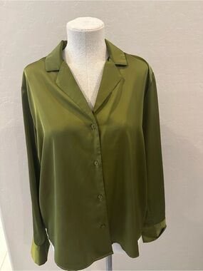 RACHEL Rachel Roy Olive Satin-Like Button-Front Blouse